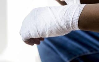 Workplace Injuries: 4 Tips to Reduce Risks - InOut Labs